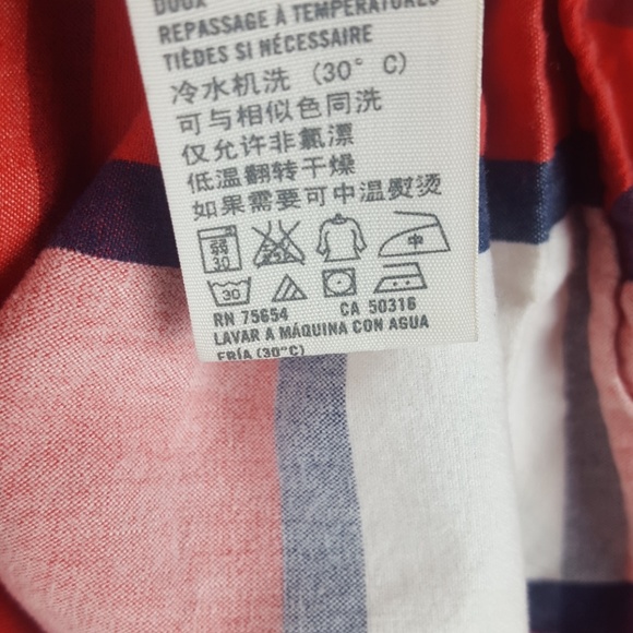 Hollister Button Down Top - Picture 6 of 7